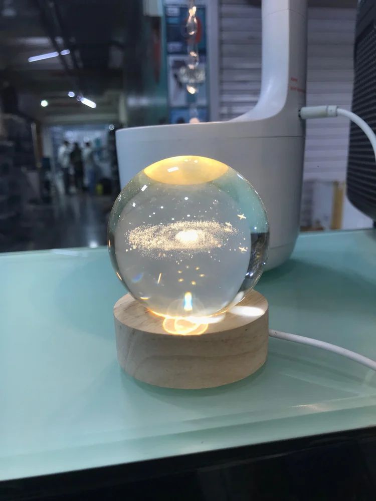 3D Solar Crystal Ball Lamp – Solar System Night Light with Engraved Galaxy, Premium K9 Crystal for a Mesmerizing Display